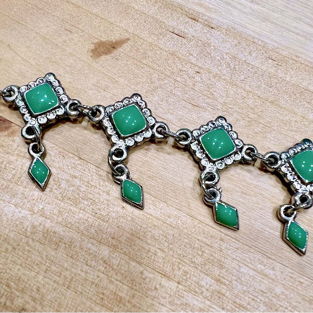 Vintage 1950s Green Enamel Silver Tone Filigree Bracelet